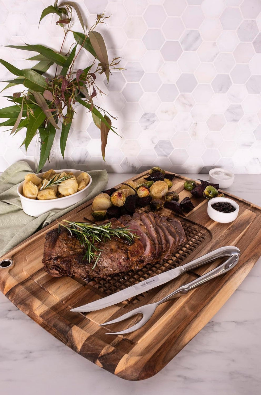 Long Grain Carving Board with Feet